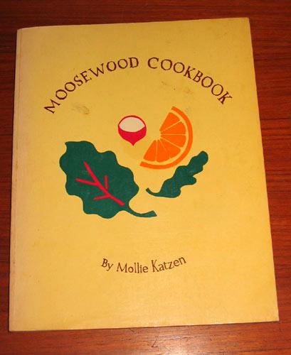 Mollie Katzen: The Moosewood cookbook (1977, Ten Speed Press)