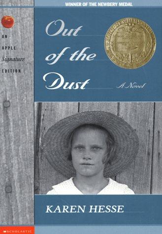 Karen Hesse: Out Of The Dust (Apple Signature Edition) (Paperback, 1999, Scholastic Paperbacks)