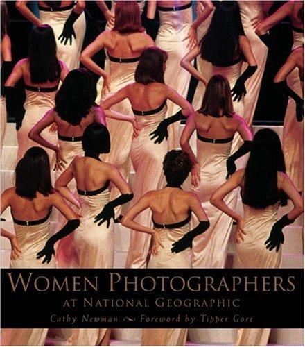 Women Photographers at National Geographic (Paperback, 2002, National Geographic)