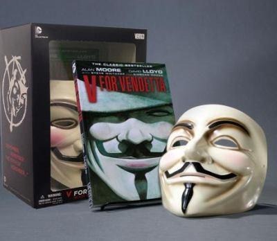 V for Vendetta Deluxe Collector Set (2012)