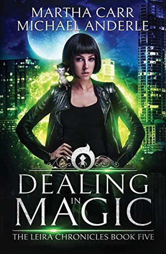 Michael Anderle, Martha Carr: Dealing in Magic (Paperback, 2018, Independently published)