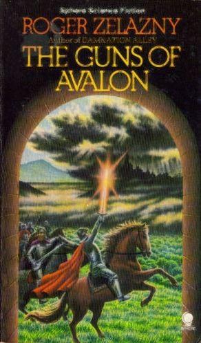 The Guns of Avalon (Paperback, 1982, Sphere)