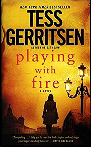 Playing With Fire (Paperback, 2016, Ballantine Books (Mm))