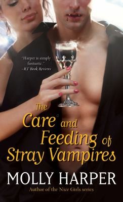 Molly Harper: The Care and Feeding of Stray Vampires (2012, Pocket)