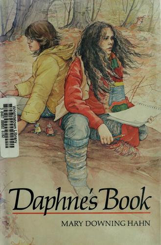 Mary Downing Hahn: Daphne's book (1983, Clarion Books)