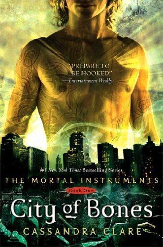 Cassandra Clare: City of Bones (The Mortal Instruments, #1) (2007)