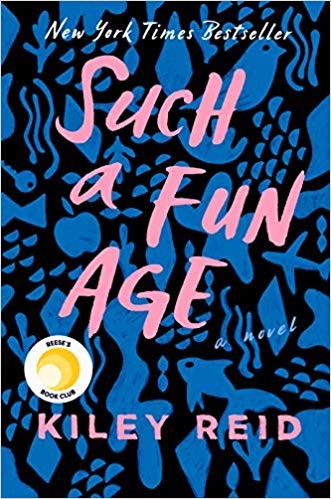 Such a Fun Age (Paperback, 2019, Random House Large Print)
