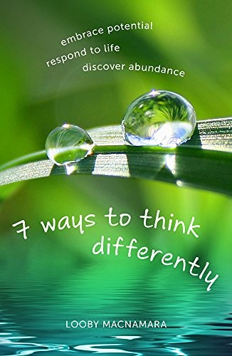 7 Ways to Think Differently (Paperback, 2014, Permanent Publications)
